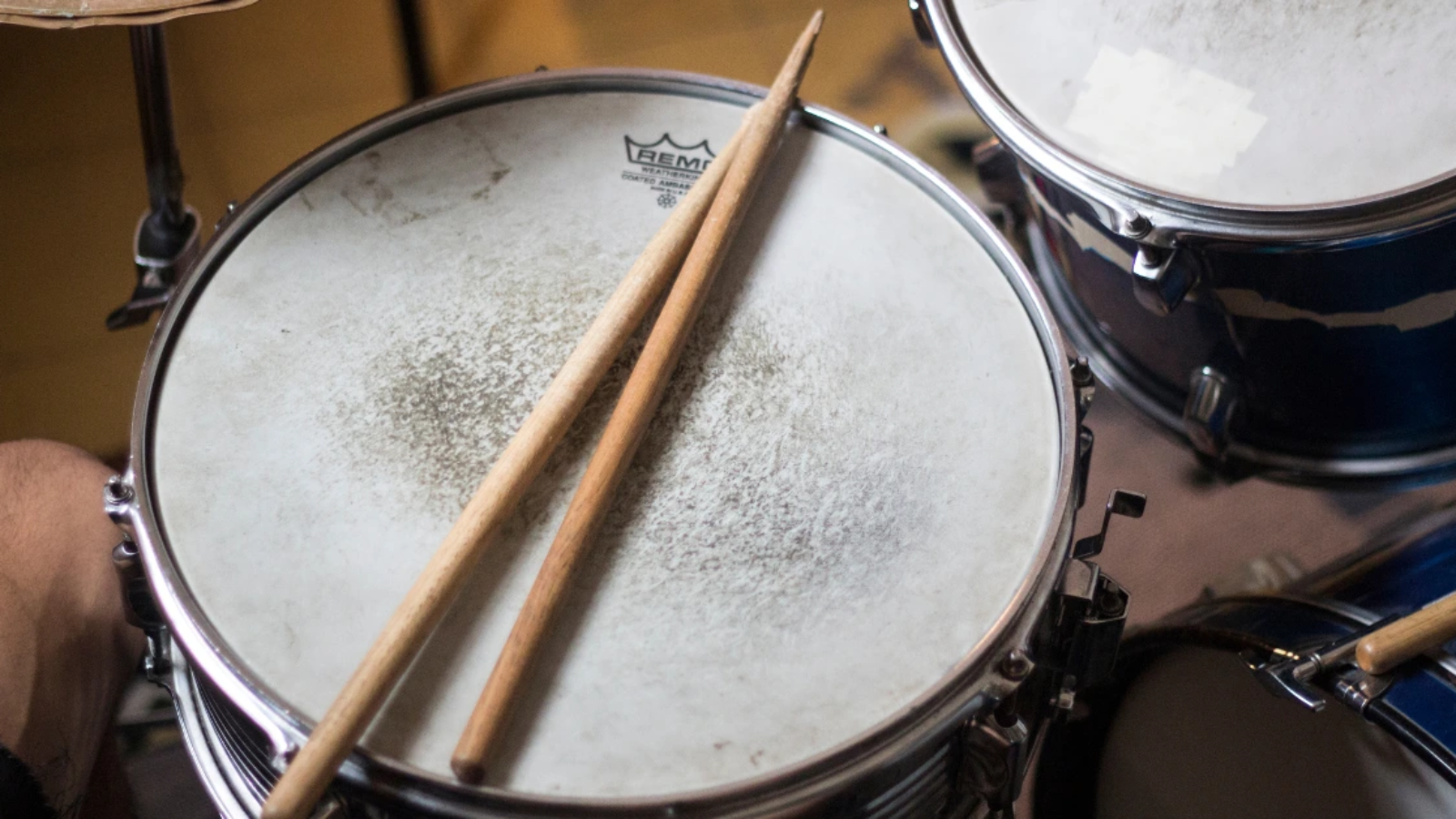 Choosing the Right Drumsticks for Drums