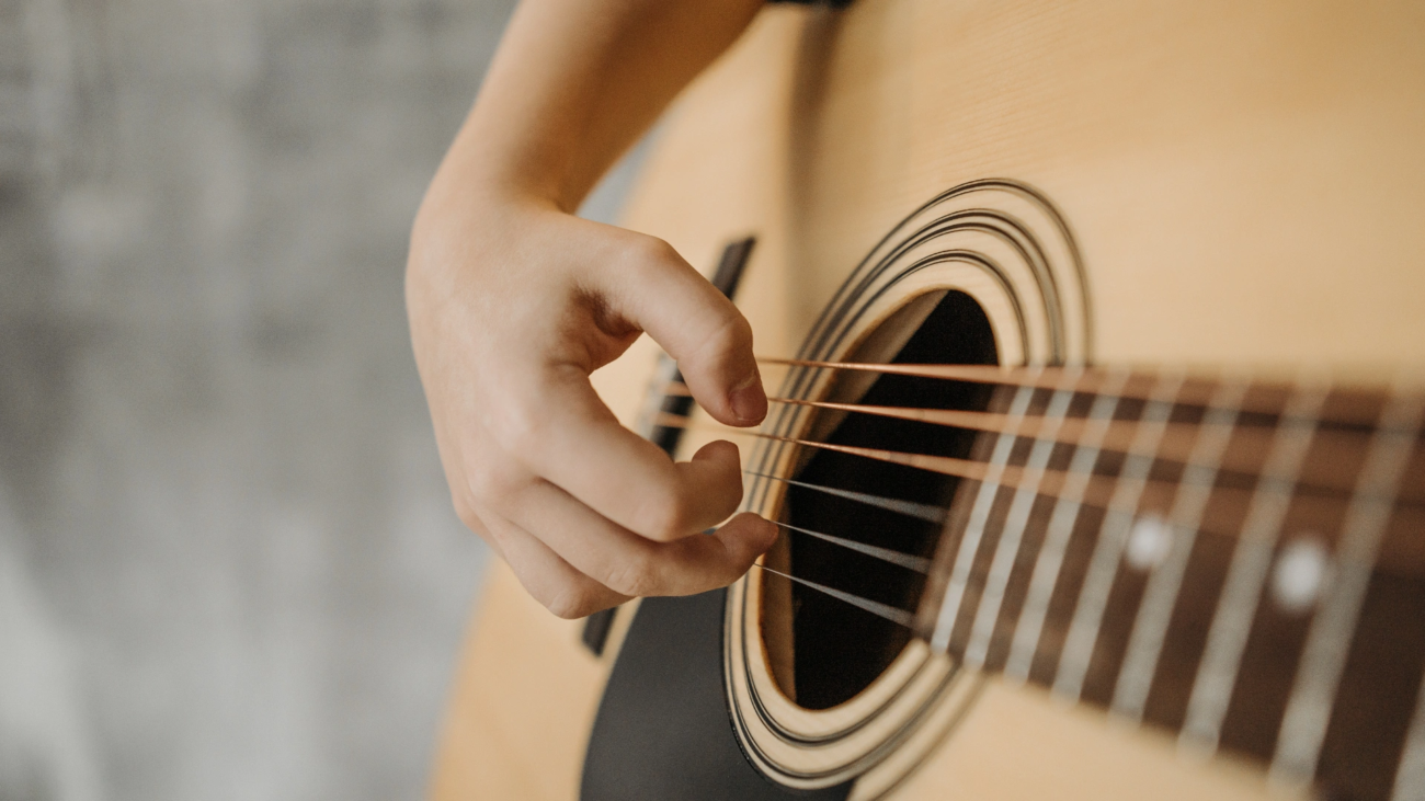 Essential Tips for Guitar Players How to Keep Your Fingers in Shape for Long-Lasting Performance 1